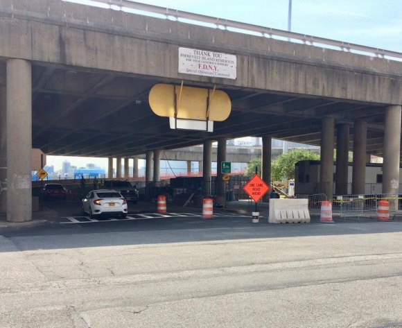August 2018, Roosevelt, the Island of Construction The Roosevelt Island Bridge Helix Repair Project is weeks overdue and is again creating traffic congestion on both sides.